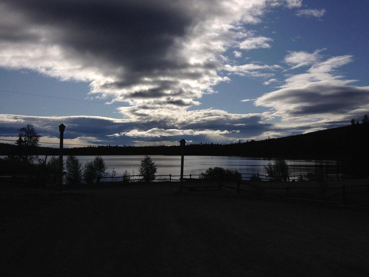 Lac Le Jeune Nature Resort Logan Lake Buitenkant foto