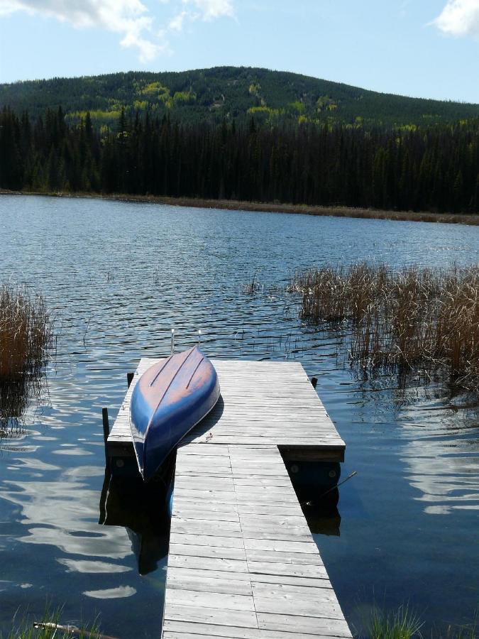 Lac Le Jeune Nature Resort Logan Lake Buitenkant foto