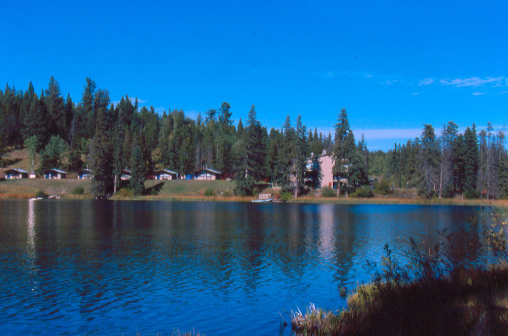 Lac Le Jeune Nature Resort Logan Lake Buitenkant foto