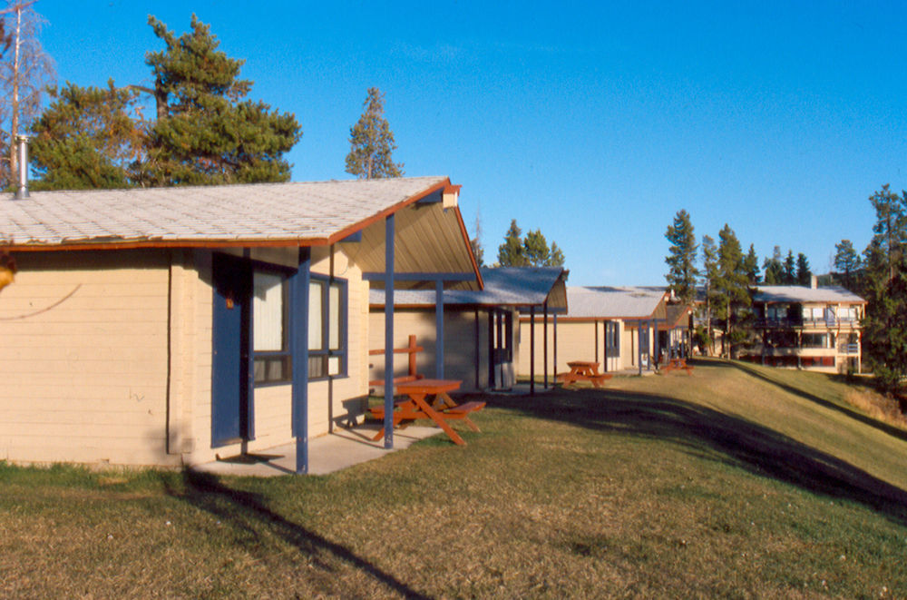 Lac Le Jeune Nature Resort Logan Lake Buitenkant foto